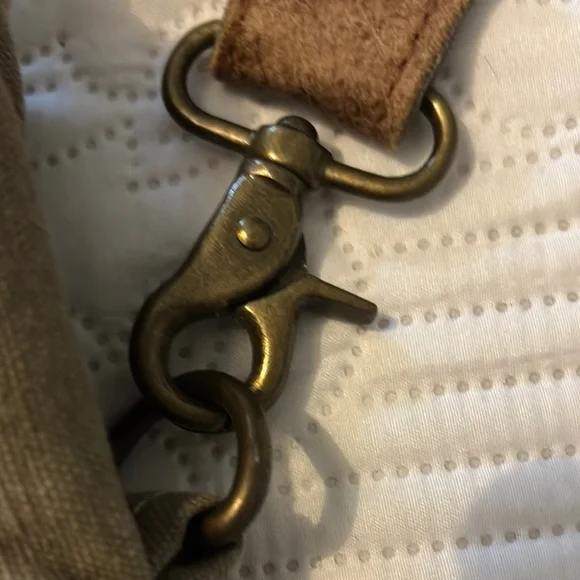 Unisex Vintage Canvas Tote Bag - Army Green and Tan - Picture 2 of 8